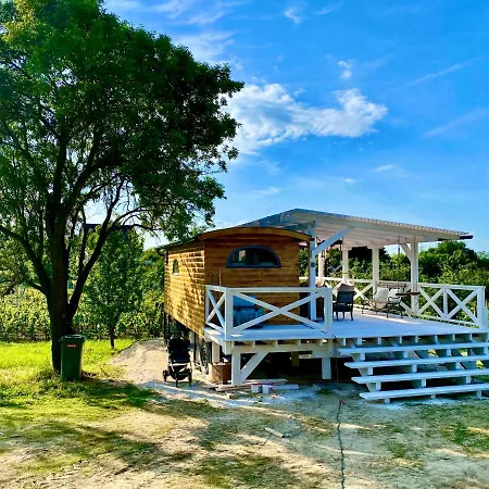 Bohemian Eco Lodge At Lake Balaton Kisapati Exterior photo